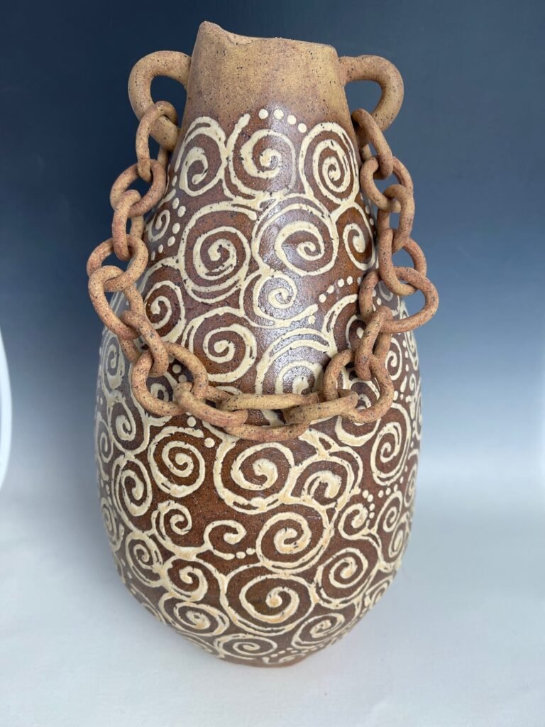 Swerl Vase